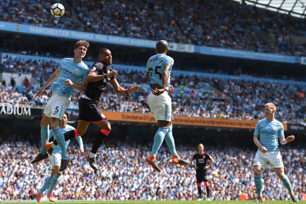 在接受採訪 在接受採訪